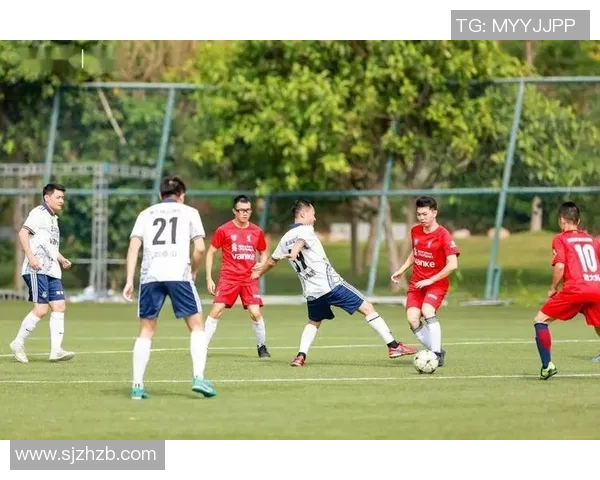 韩国足球明星观看盛况回顾与球迷互动精彩瞬间分享 韩国足球明星观看盛况回顾与球迷互动精彩瞬间分享