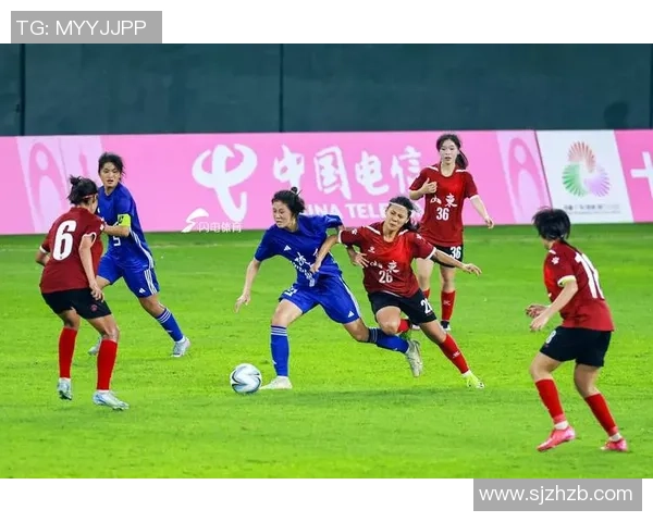 璀璨女足明星闪耀赛场海报图展示她们的风采与实力 璀璨女足明星闪耀赛场海报图展示她们的风采与实力